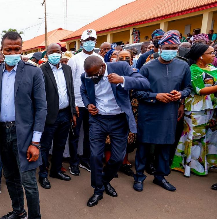 Babajide Sanwo-Olu, Lagos State Governor, dances with joy as he turns 56 (photos) 1 dancing Babajide Sanwo Olu